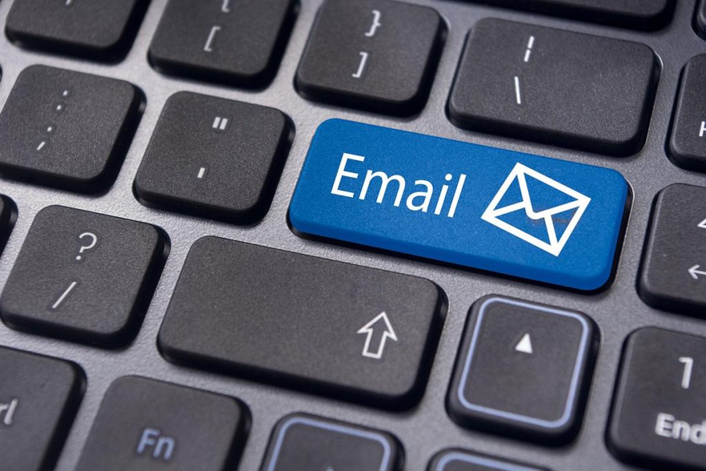 Liệu có nên dùng email marketing bằng email tên miền riêng?